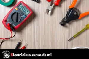 Qué herramientas necesita un electricista