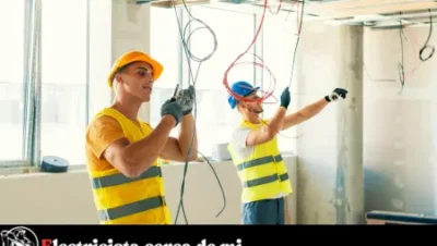 Cuánto cobra un electricista por cablear una casa en EE. UU